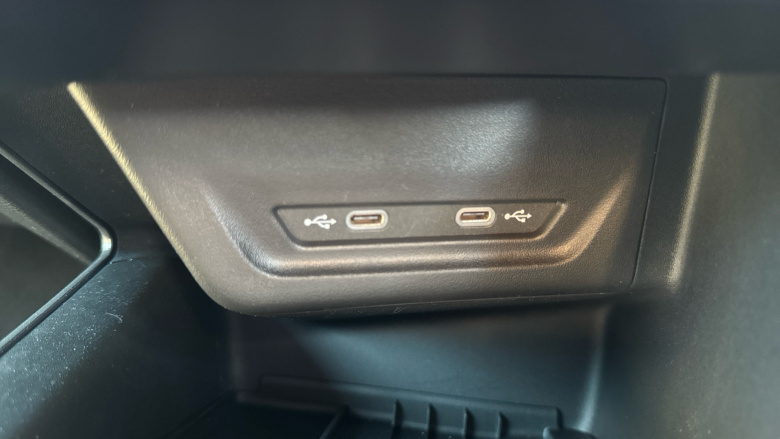 CUPRA Terramar 1.5 eHybrid 272 VZ2 5dr DSG Hatchback